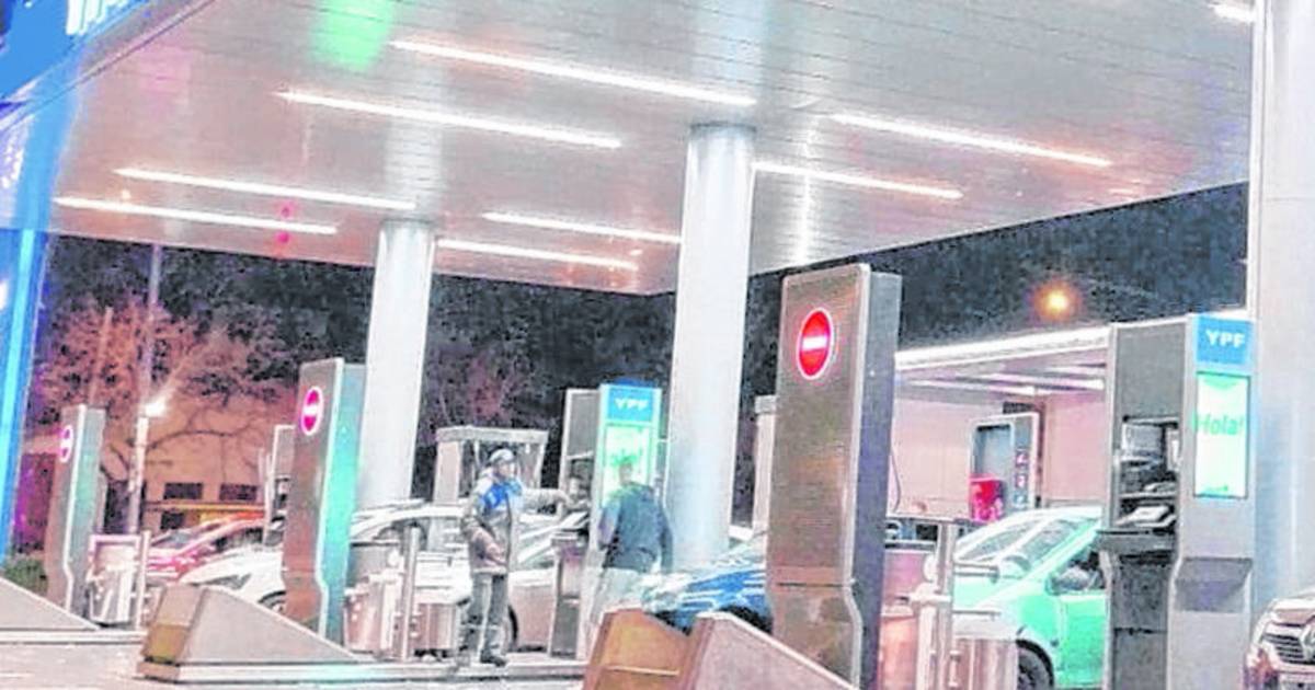 Cargar nafta cuesta casi $39.000 más por mes | El Dia
