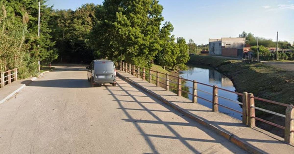 Hallaron a un hombre muerto junto a un arroyo en Berisso: creen que lo mataron | El Dia