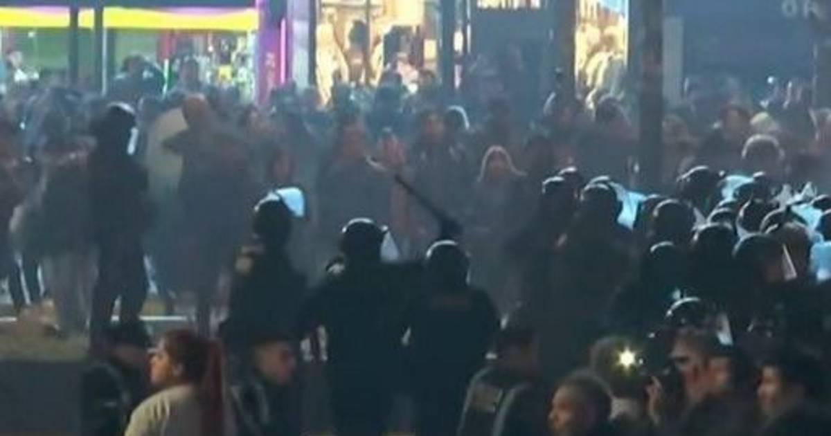 Incidentes en el banderazo por el Indio en el Obelisco: catorce detenidos y tres heridos leves | El Dia