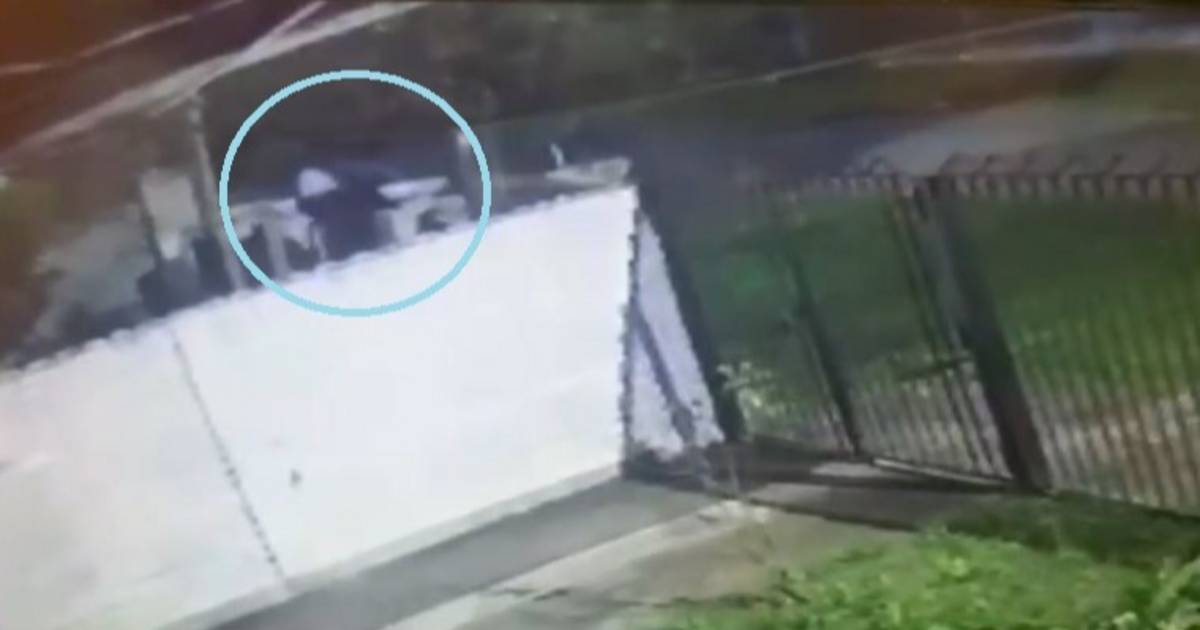 VIDEO. Desvalijaron una casa en Barrio Aeropuerto y quedaron filmados | El Dia
