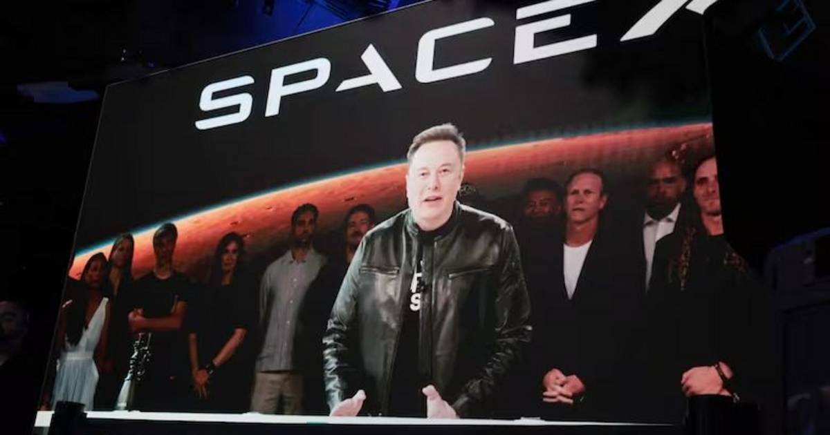Elon Musk tocó la campana en Wall Street y prometió llegar a Marte con Space X | El Dia