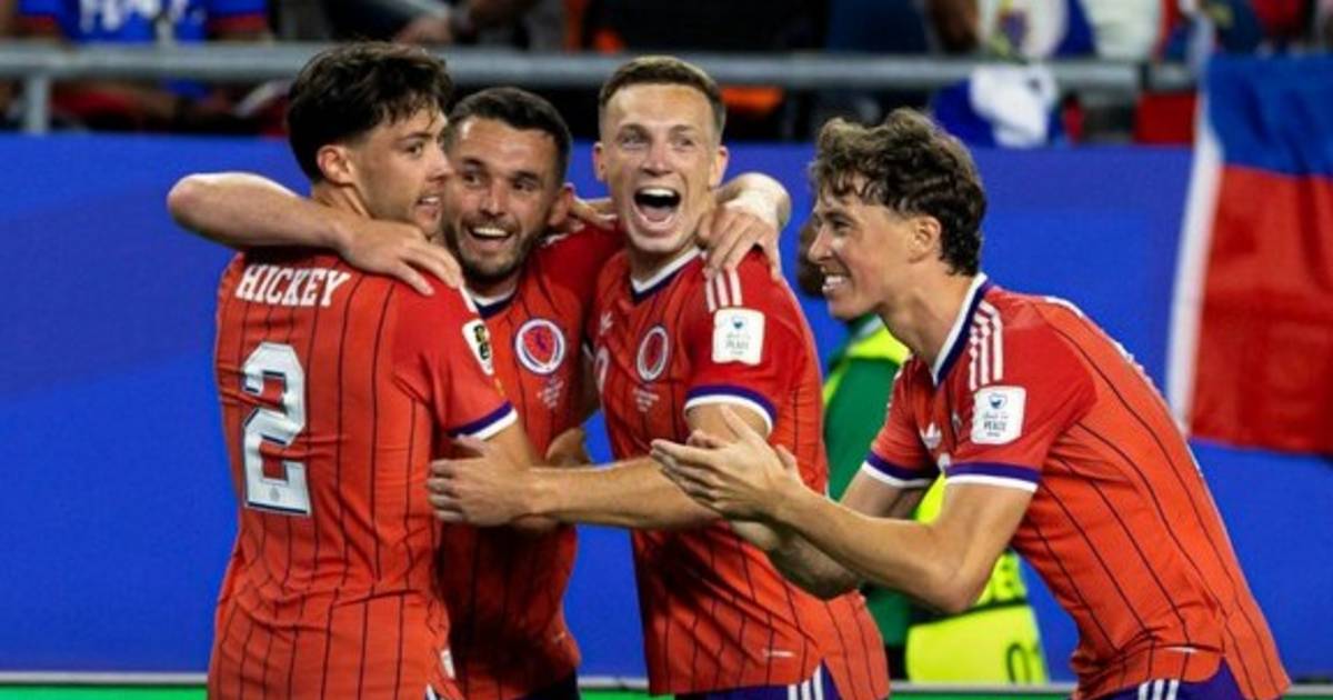 Escocia pegó primero y debutó con el pie derecho | El Dia