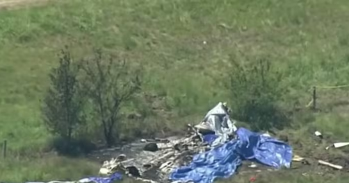 Cayó un avión cerca de Kansas City: hay 12 muertos