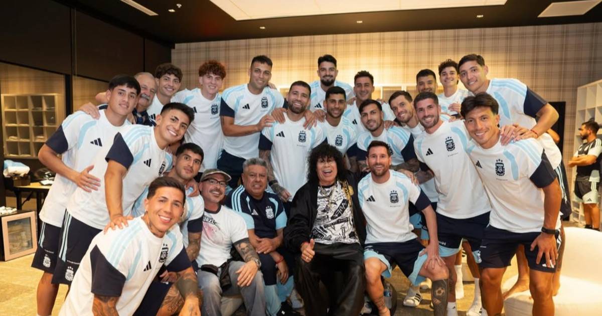 "Cumplí mi sueño": la Mona Jiménez revolucionó la intimidad de la Selección en Kansas y conoció a Messi | El Dia
