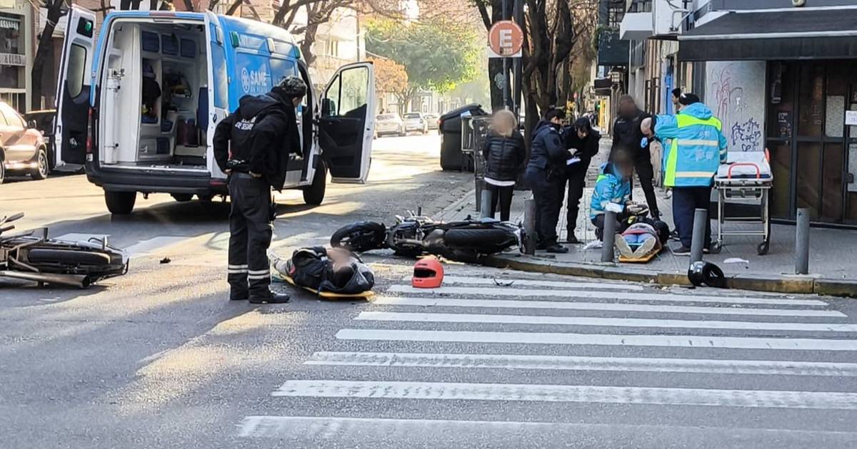 Dos motos protagonizaron un brutal choque en una esquina céntrica de La Plata | El Dia