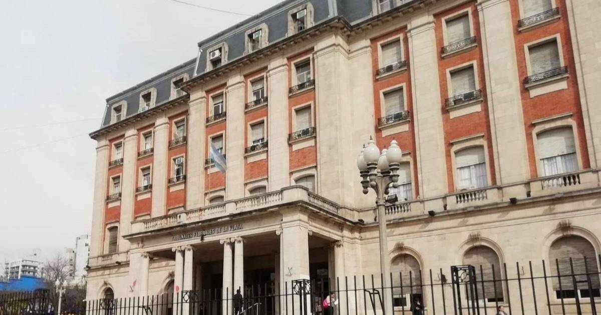 The implementation of the accusatory system in La Plata was advanced; El Dia