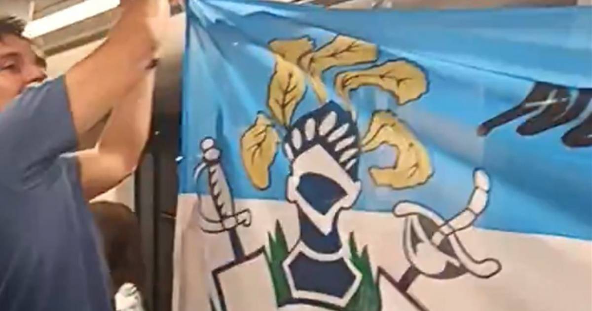 Un grupo de hinchas de Gimnasia copó el tranvía de Kansas tras el banderazo | El Dia
