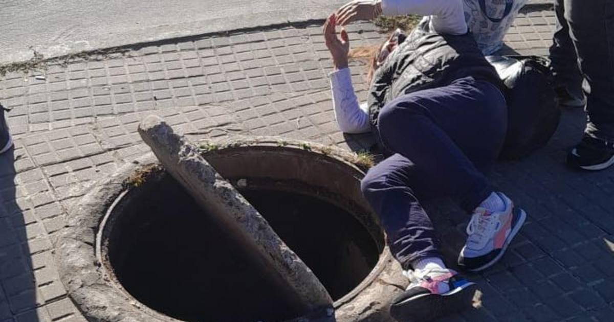 Cayó en una cámara y terminó en un hospital | El Dia