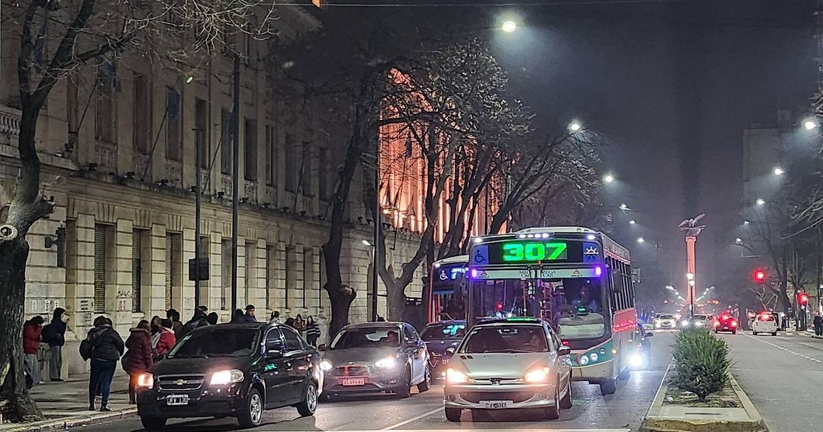 La UTA alertó que "se trabó" la paritaria y amenazó con un nuevo paro de colectivos | El Dia