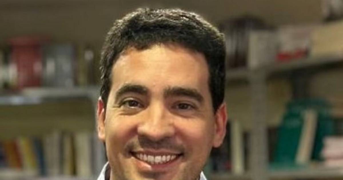 Quién es Adrián Ravier, el nuevo vocero presidencial | El Dia