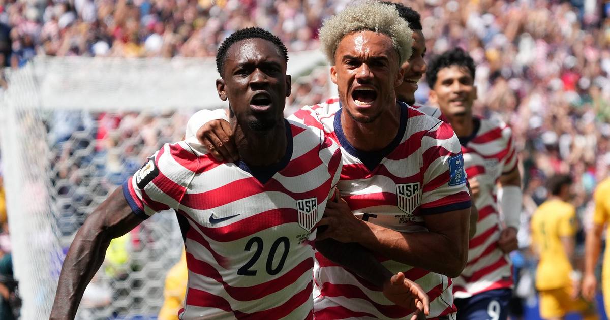 Por el Grupo D, Estados Unidos venció a Australia por 2 a 0 y se clasificó a los 16avos de final del Mundial | El Dia