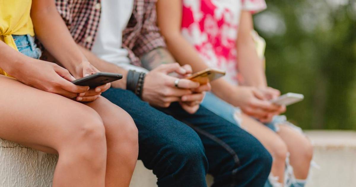 El avance de las prohibiciones a menores en redes sociales abre una discusión global | El Dia