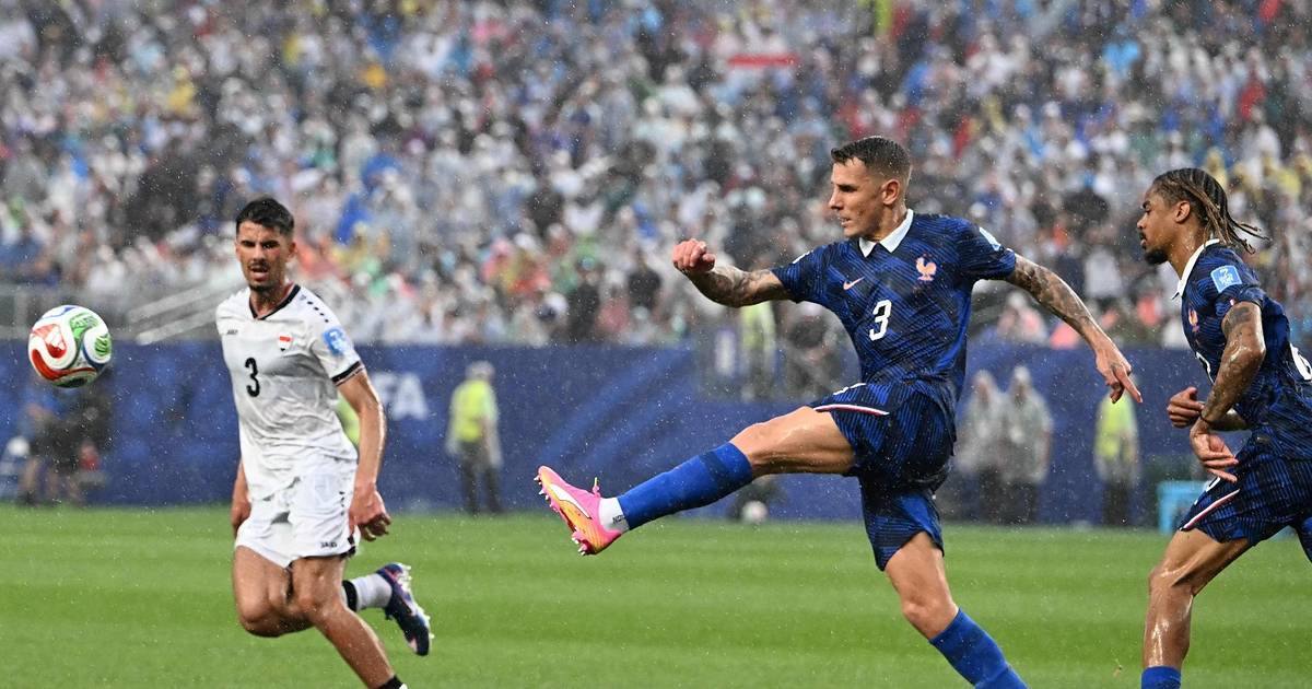 Con goles de Mbappé y Dembelé, Francia golea 3 a 0 a Irak tras una interrupción por tormenta eléctrica | El Dia
