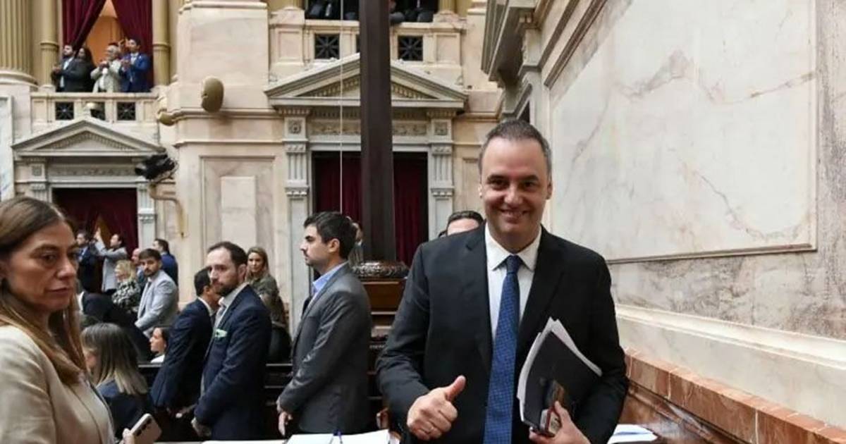 El Gobierno logró frenar la sesión para interpelar a Adorni en Diputados, con ayuda del PRO y la UCR | El Dia