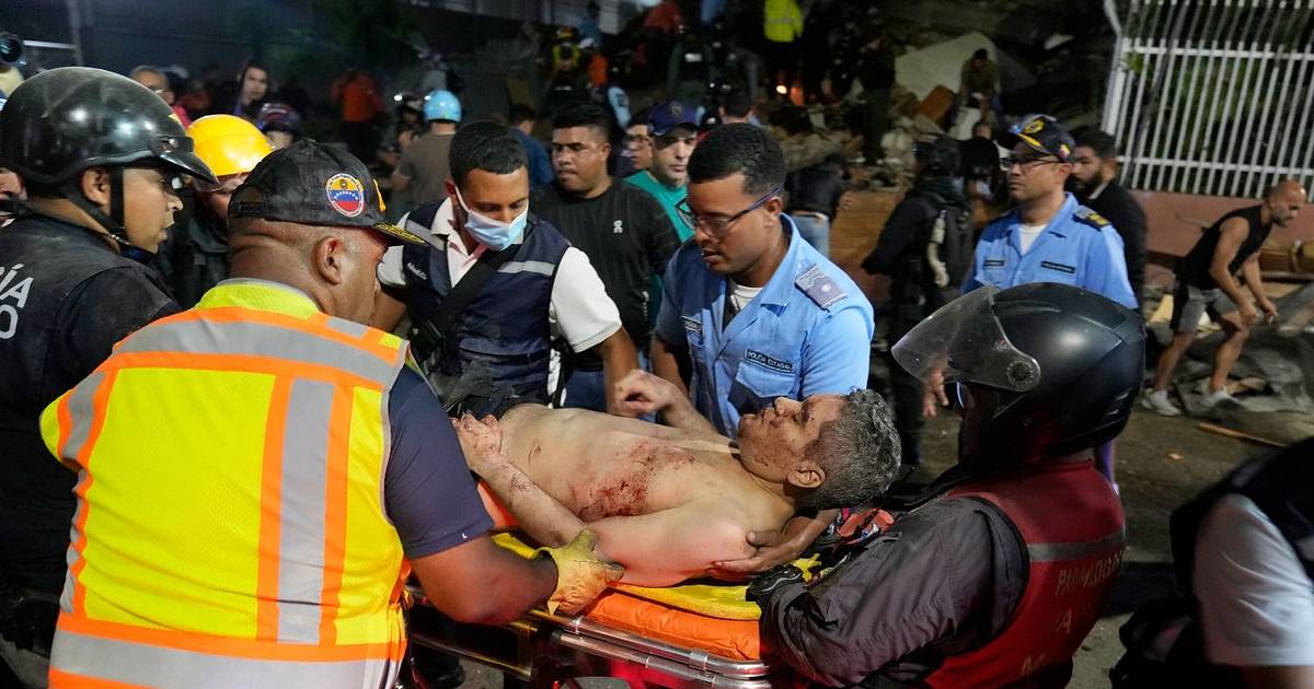Impactantes fotos y videos de los terremotos en Venezuela: corridas, edificios derrumbados y pánico | El Dia