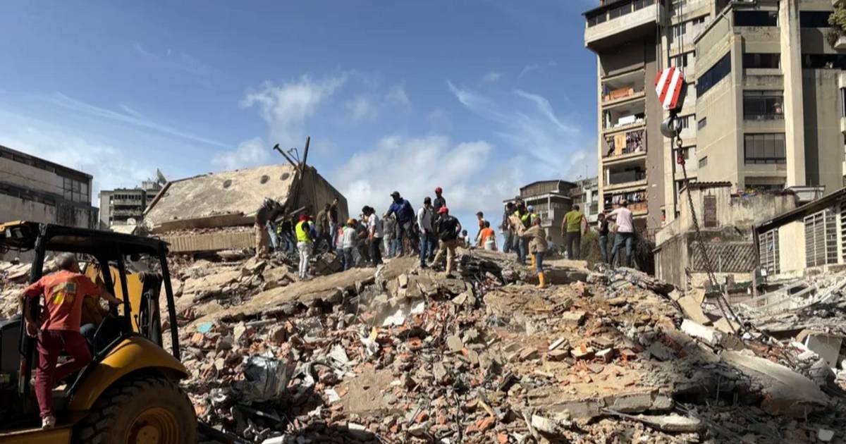 Venezuela: saqueos en comercios de La Guaira en medio de escenas de devastación tras los terremotos | El Dia