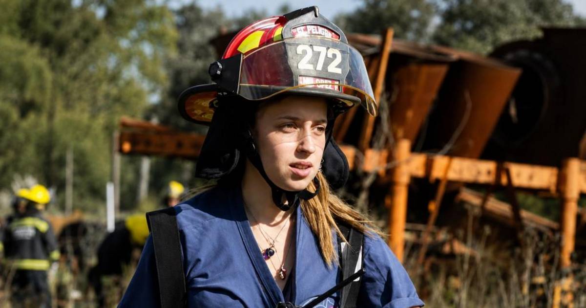 Una bombera de La Plata se suma a las tareas de rescate y búsqueda en Venezuela | El Dia