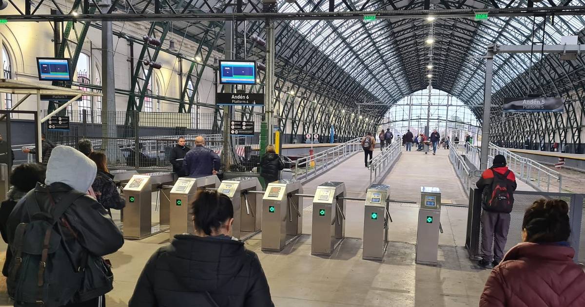 Vuelve a aumentar el Tren Roca a La Plata: cuánto costará viajar hacia o desde CABA en julio | El Dia
