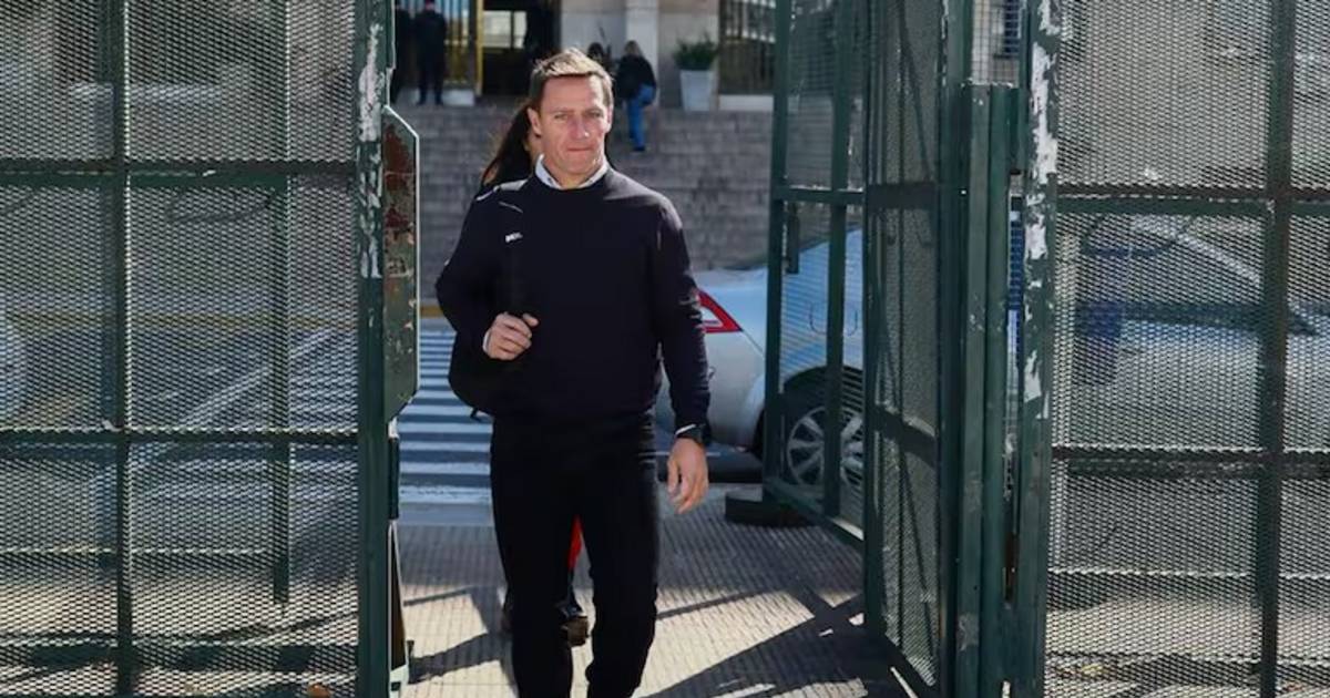 "Todo el soporte que necesites": se conoció un audio de Manuel Adorni en el que le ofrece ayuda al contratista antes de declarar | El Dia