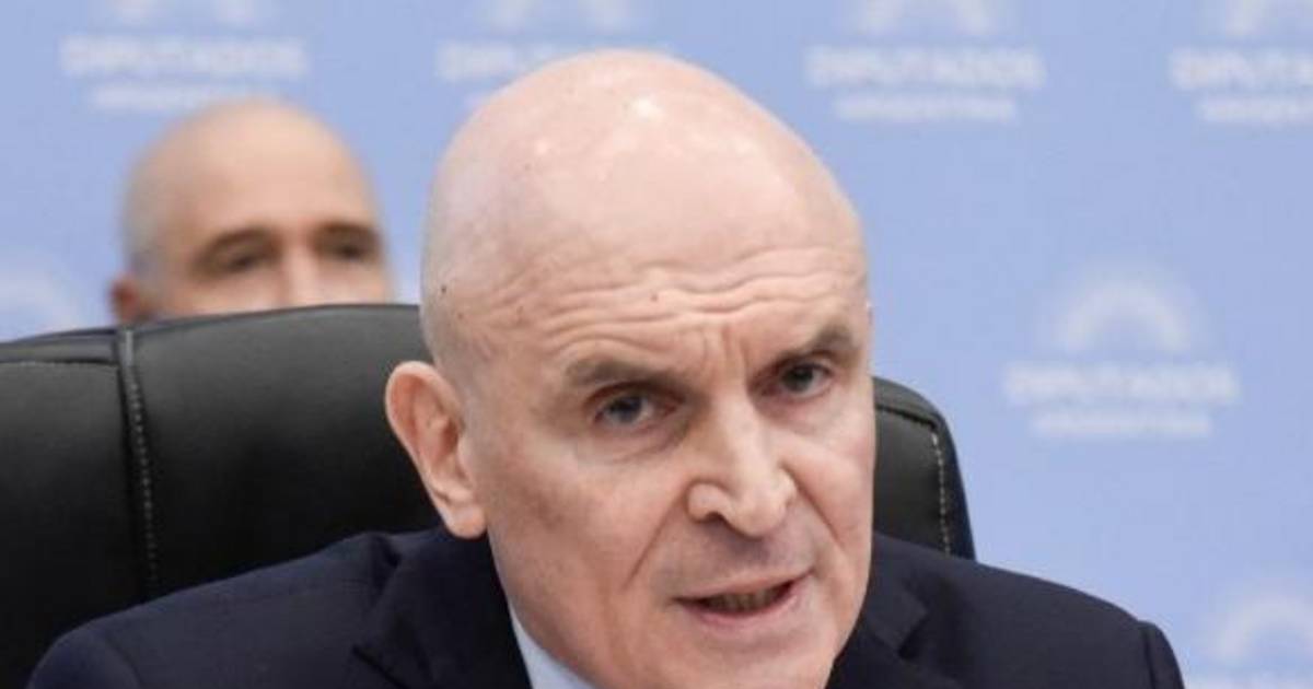 Postergan indagatoria a Espert sobre el cobro de US$ 200 mil de Machado | El Dia