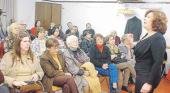 Los "abuelos cuentacuentos" alegran a grandes y chicos