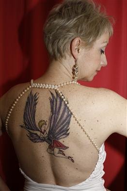 Los tatuajes ya no son una elección exclusiva de los jóvenes