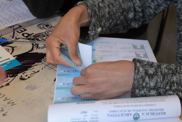 Comenzó la veda electoral en cinco distritos del país