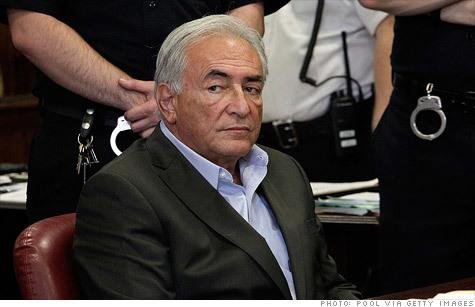 Strauss-Kahn revive en la política  de Francia