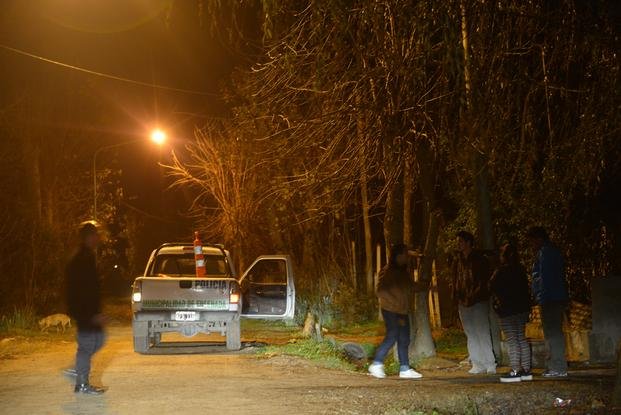 Agoniza un policía retirado tras un salvaje asalto en Punta Lara