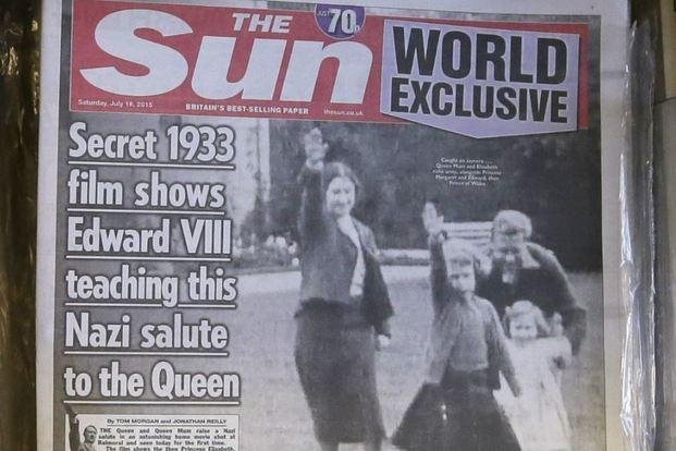 El video del saludo nazi de la reina Isabel II genera revuelo en Gran Bretaña