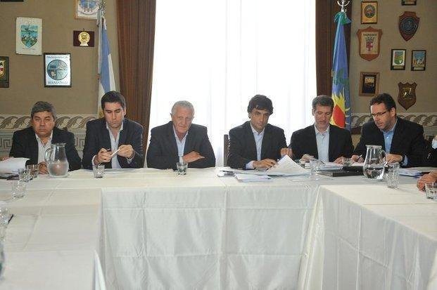 Ya analizan ajuste impositivo en el nuevo Presupuesto provincial
