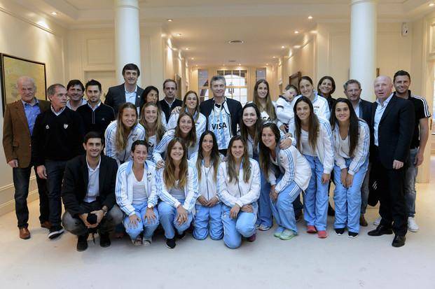 Las Leonas con Macri