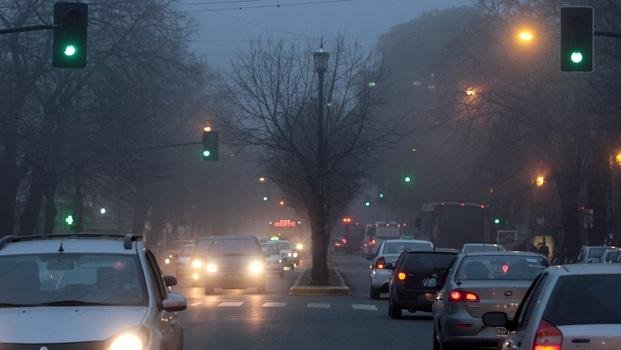 Sábado con espesa niebla y marcada probabilidad de lluvias