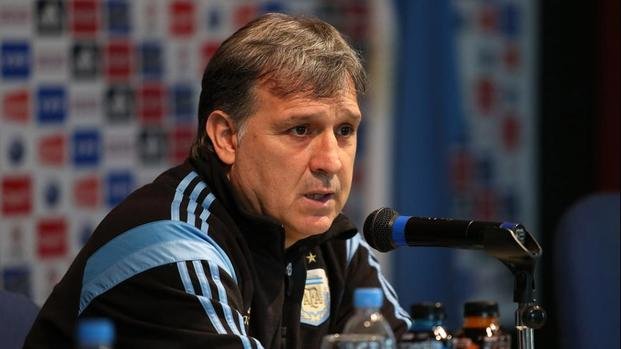 Juegos Olímpicos: Martino deberá armar el plantel en una semana