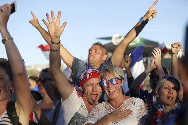 Explosión controlada cerca del Stade de France