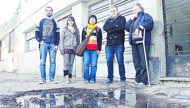Video: Viven junto a la Estación y llevan 5 meses sin agua