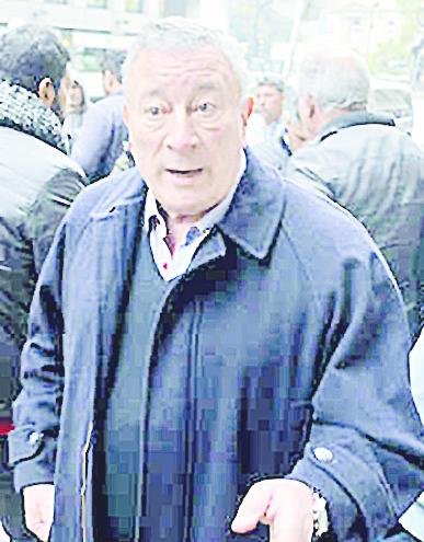 Luis Segura: “Maradona no está para ser el ayudante”