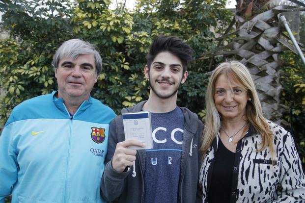 A los 20, y en dos años, se recibió de abogado