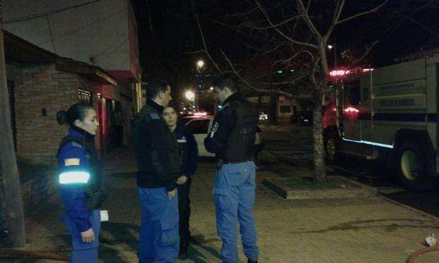 Investigan cómo se originó un incendio en barrio Hipódromo
