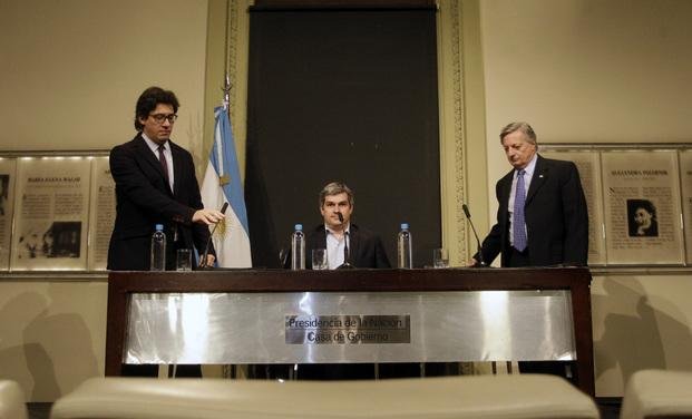 Anuncian tope de 400% en facturas de gas