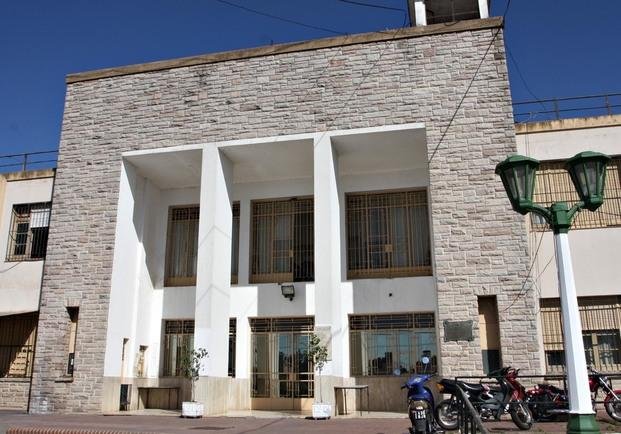La hija cumplía años, lo autorizaron a salir de la cárcel y amenazó a su ex