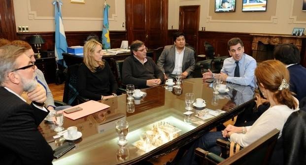 Ritondo no irá a la Legislatura en medio de una fuerte pelea política por la Policía local