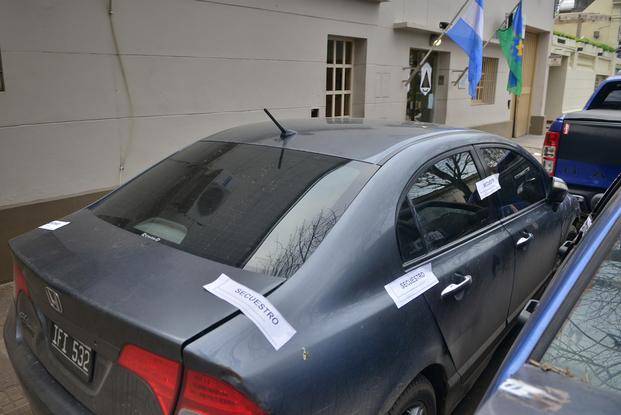 Baleado por un nene: investigan al policía por procedimientos truchos