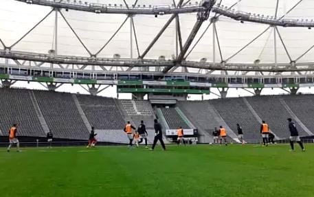 El Pincha se entrenó a puertas cerradas en el Estadio Ciudad de La Plata