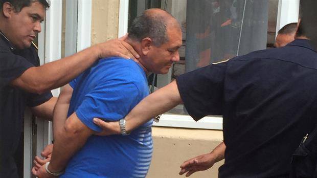 Se entregó el ex barrabrava k vinculado al crimen de dos colombianos en Unicenter