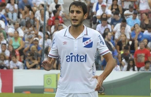 Sebastián Gorga, un defensor que viene marchando