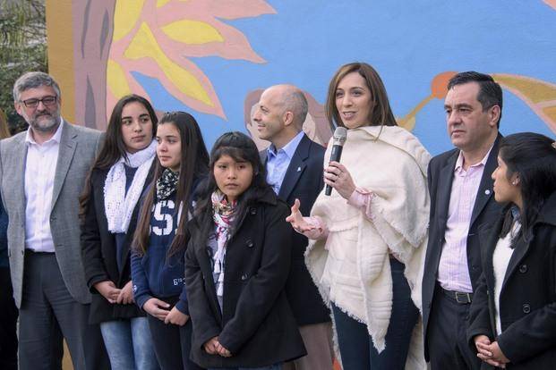 Vidal presentó el programa "Abanderados" en Pilar