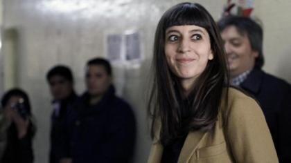Embargan cuentas de Florencia Kirchner por más de 5 millones de dólares