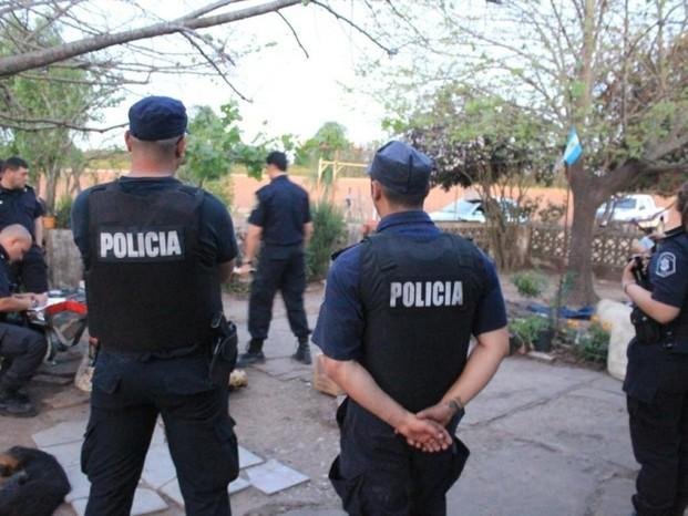 Por no declarar sus bienes, mil comisarios contra las cuerdas