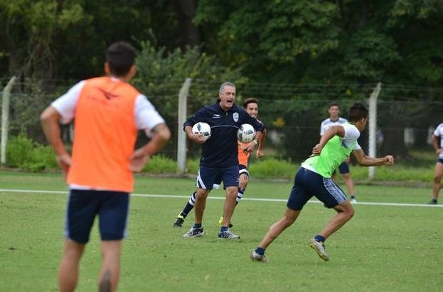 Alfaro los quiere afinados